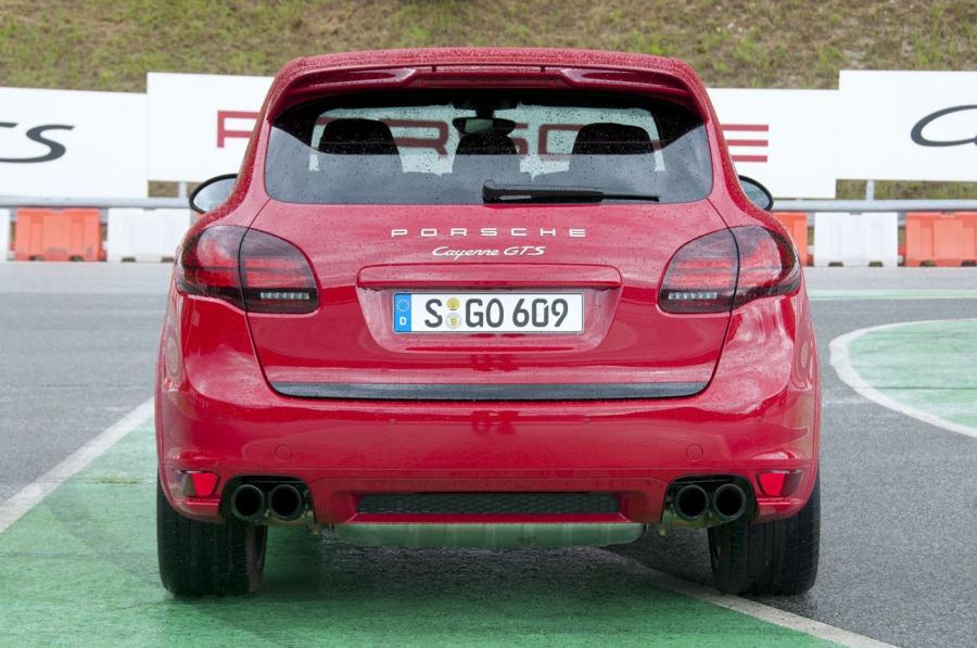  Porsche Cayenne GTS 2013 года  (фото 5 из 19)